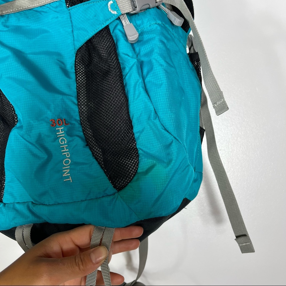 Eddie Bauer Blue Highpoint 30L Backpack - Picture 5 of 14